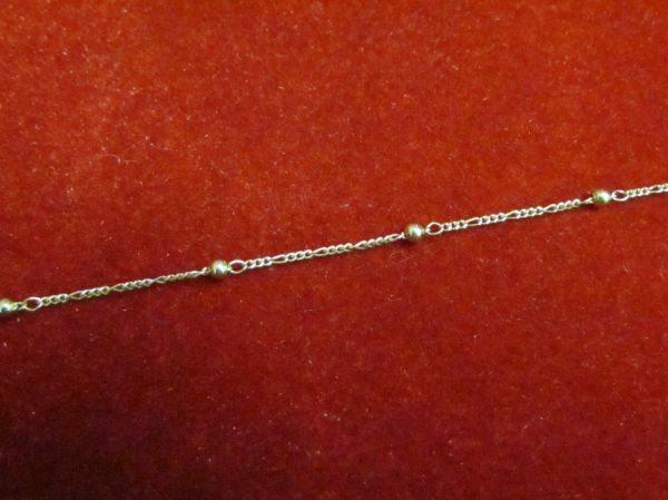 P22 - Pulseira Infantil Trabalhada com Bolinhas
