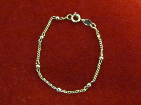 P40 - Pulseira Infantil de Bolinhas