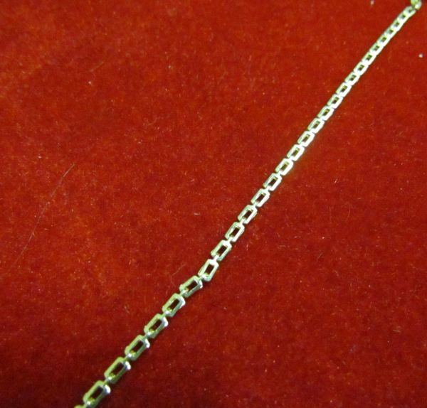 P02 - Pulseira com Elos Quadrados
