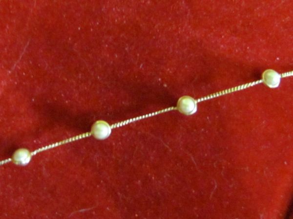 P29 - Pulseira Trabalhada com Pérolas Artificiais